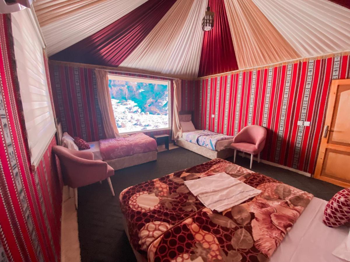 Rum Paradise Luxuri Camp Wadi Rum Exterior photo